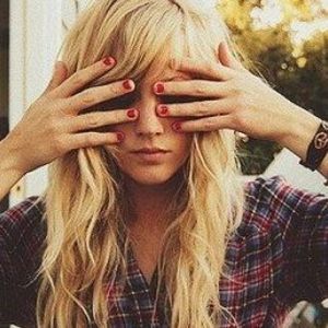 Meet your Posher, Whitney